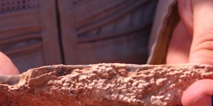 کشف محوطه تاریخی پارینه سنگی در کرمانشاه