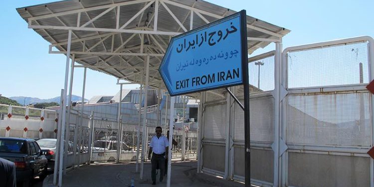 تردد ۳۵۴ هزار نفر از پایانەهای مرزی کردستان