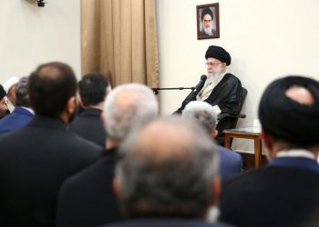 رهبر انقلاب: مرحله دوم انتخابات ریاست‌جمهوری بسیار مهم است