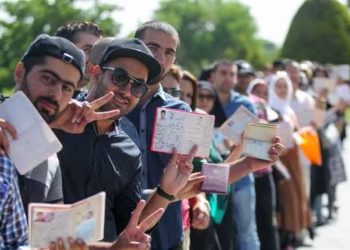 پیروزی مشارکت بر تحریم…!