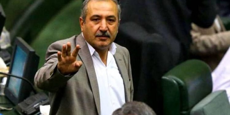 از دکتر پزشکیان انتظار دارم مطالبات به حق مردم اهل سنت و کُرد را فراموش نکنند