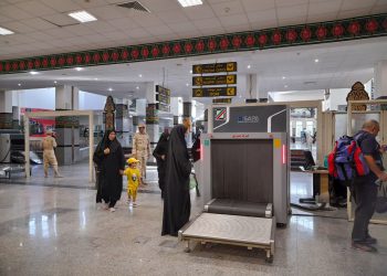 ارایه ی خدمات شبانه روزی گمرکی به زایرین اربعین در مرز خسروی