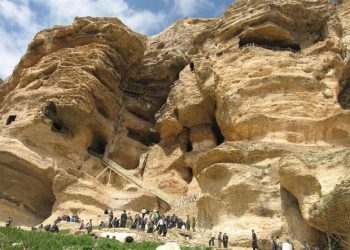 استان کردستان با ۹۳۰ اثر ثبت شدەی ملی آمادەی میزبانی از گردشگران خارجی است