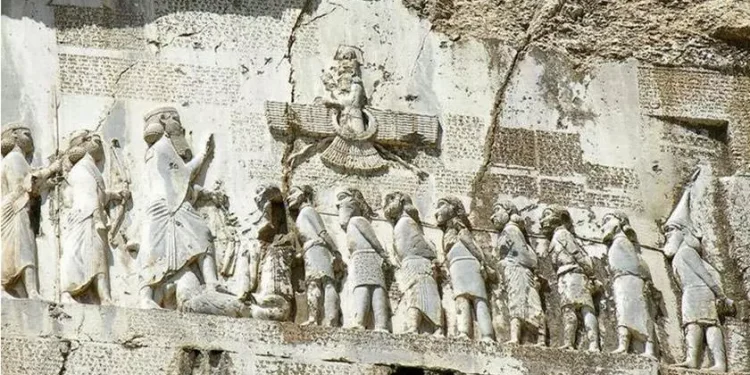 المان مجموعه ی تاریخی بیستون بزودی با استانداردهای بین المللی معرفی می شود