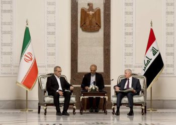 رشید در دیدار پزشکیان: از تقویت همکاری برای مبارزه با تروریسم و تحکیم امنیت مرز‌ها حمایت می‌کنیم