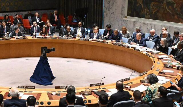 لاوروف: خاورمیانه در آستانه جنگ بزرگی است