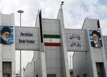 صادرات ۴۳۸ میلیارد دلار کالا از مرز پرویزخان