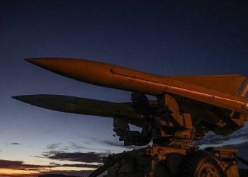 اطلاعیه رسمی قرارگاه پدافند هوایی ایران: رهگیری موفق موشک‌های اسرائیل