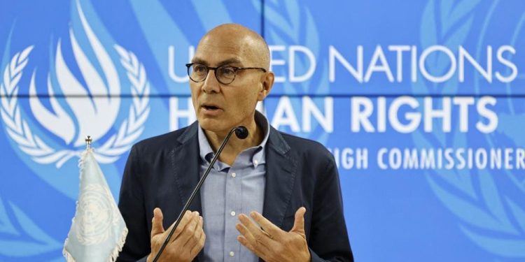 کمیسر حقوق بشر سازمان ملل: کوچاندن اجباری فلسطینیها از شمال غزه «جنایت جنگی» است