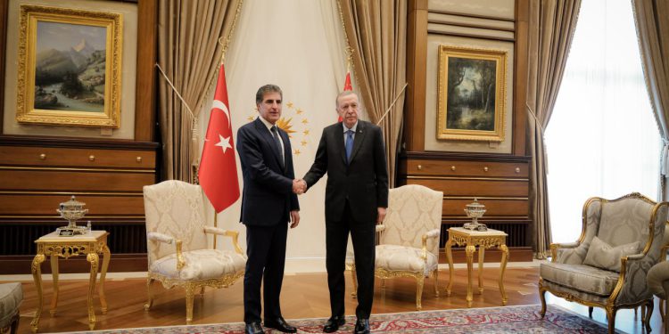 «نچیروان بارزانی» و «رجب طیب اردوغان» در آنکارا بر تقویت و گسترش روابط تأکید کردند