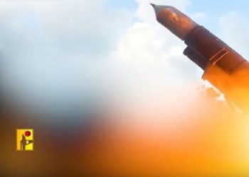 فرودگاه بن گورین هدف حمله موشکی حزب الله قرار گرفت