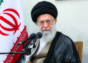 پیام رهبر انقلاب اسلامی به مردم لبنان؛ ما با شماییم