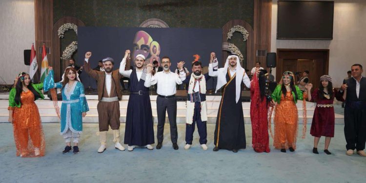 جشنوارە بین المللی تئاتر خیابانی در کرکوک؛ پیام صلح و همزیستی