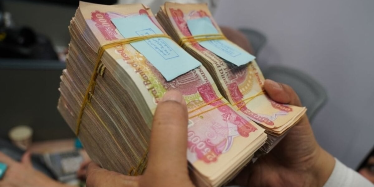 بحران حقوق و دستمزد ادامه دارد؛ سفر بدون نتیجه هیئت مالی اقلیم کردستان به بغداد