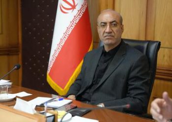 امام جمعه اهل سنت کرمانشاه: جامعه اهل سنت کرمانشاه حامی و پشتیبان استاندار است