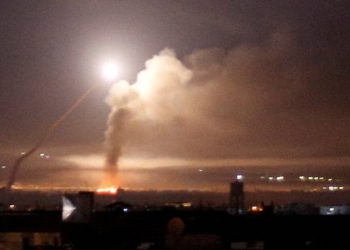 حملات هوایی رژیم صهیونیستی به چند مرکز نظامی در سوریه به بهانه وجود سلاح شیمیایی