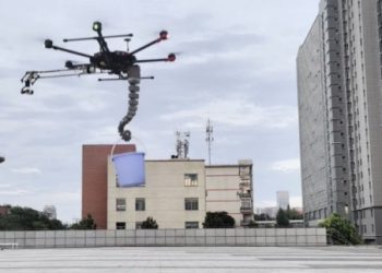 بازوی رباتیک مارپیچی، ۲۶۰ برابر وزن خود را بلند می کند