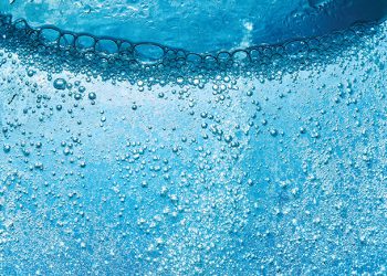 فناوری نانوحباب جایگزین کلر در پاکسازی استخرها