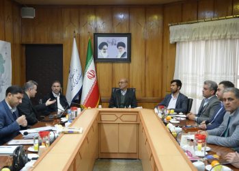 استاندار کرمانشاه از تشکیل “دیده‌بان توسعه استان” خبر داد/ جلوگیری از خام فروشی قیر طبیعی