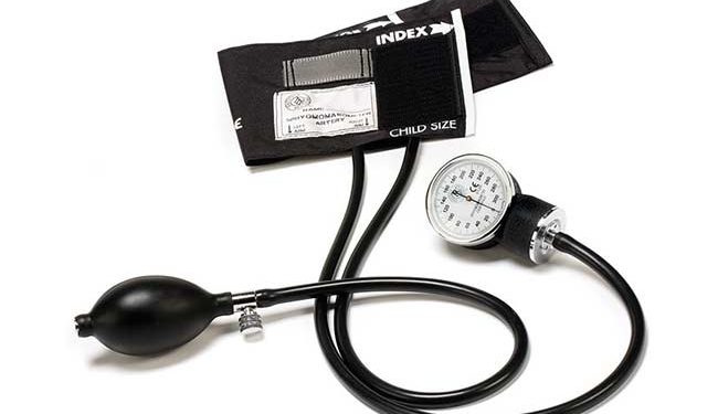 کشف 80 دستگاه فشارسنج قاچاق در کرمانشاه