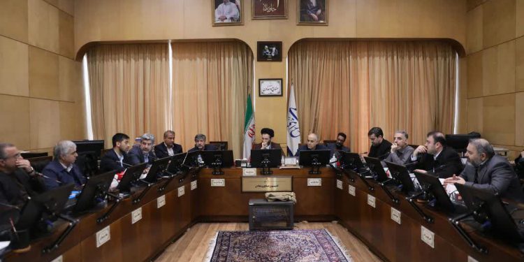 پرداخت ۱۲ هزار میلیارد تسهیلات برای توسعه واحدهای خودروسازی در کرمانشاه/ کاهش اعمال محدودیت برق واحدهای کممصرف و صنایع غذایی استان