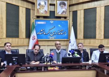 استاندار کرمانشاه در دیدار شورای اسلامی استان: مدیریت شهری موفق، از شفافیت و پاسخگویی فرار نمی‌کند/ شفافیت، دیوارهای بی‌اعتمادی را فرو می‌ریزد/ باید شهرهای کرمانشاه به اندازه‌ای زیبا و جذاب باشند که مسافران را به سفیر گردشگری تبدیل کند