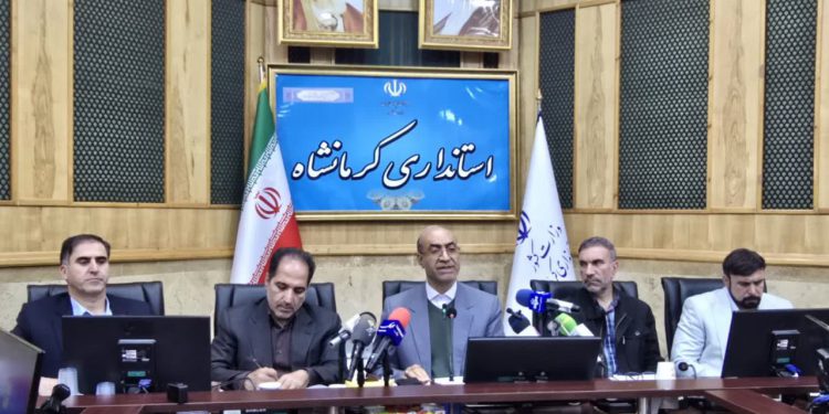 استاندار کرمانشاه در دیدار شورای اسلامی استان: مدیریت شهری موفق، از شفافیت و پاسخگویی فرار نمی‌کند/ شفافیت، دیوارهای بی‌اعتمادی را فرو می‌ریزد/ باید شهرهای کرمانشاه به اندازه‌ای زیبا و جذاب باشند که مسافران را به سفیر گردشگری تبدیل کند
