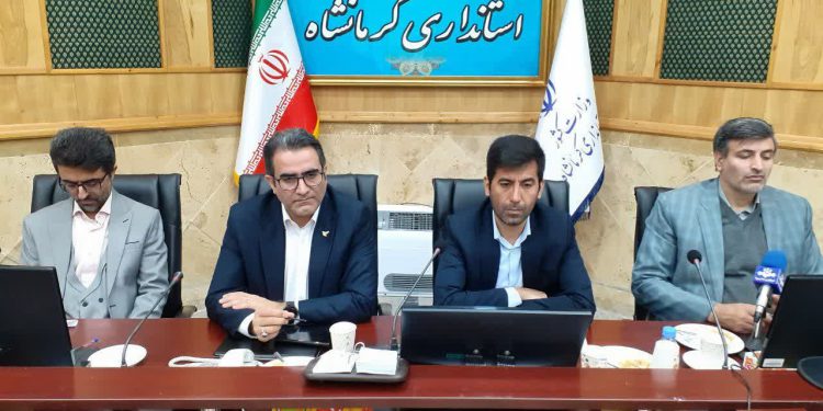 معاون اقتصادی استاندار: برندسازی و ایجاد ارزش افزوده یکی از اولویت های اصلی اقتصاد دیجیتال است/ تقدیر معاون وزیر ارتباطات از خدمات صورت گرفته در استان