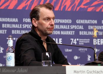 برنده جایزه «خرس نقره‌ای» جشنواره برلیناله: تحت تأثیر سینمای ایران و آثار «عباس کیارستمی» و فیلمبرداری «محمود کلاری» هستم