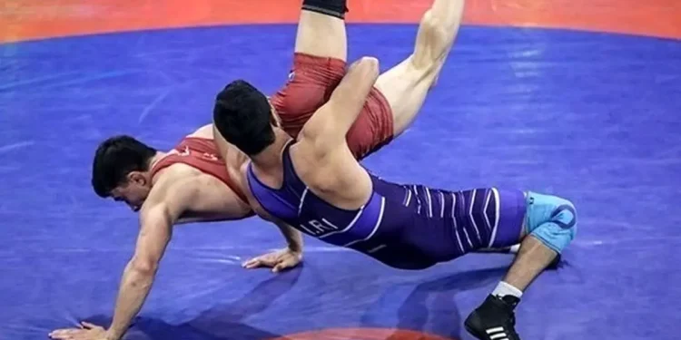 کرمانشاه در جایگاه ششم رقابتهای کشتی آزاد جوانان کشور /مازندران قهرمان شد