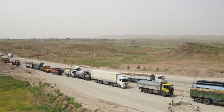 رشد ۱۹ درصدی صادرات از مرز سومار