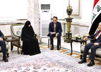 دیدار رئیس جمهور عراق با همسر رئیس جمهور فقید ایران