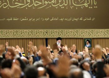 رهبر انقلاب: پیشرفت‌های صنعت دفاعی باعث ارتقاء رتبه قدرت دفاعی ما در جهان شد