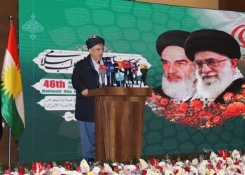 شخصیت سیاسی کُرد: پیروزی انقلاب اسلامی ایران فرصت بزرگی برای کُردهای عراقی بود