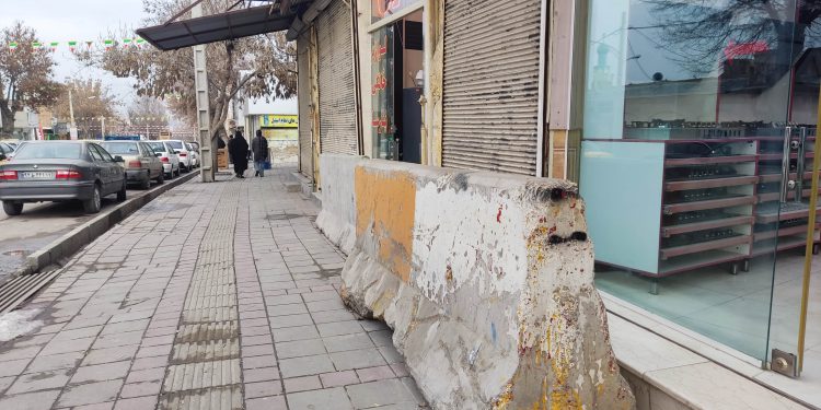نصب نیوجرسی برای گرفتن مطالبات شهرداری جوابگو نیست / همه نیوجرسی ها تا عید جمع آوری می شوند