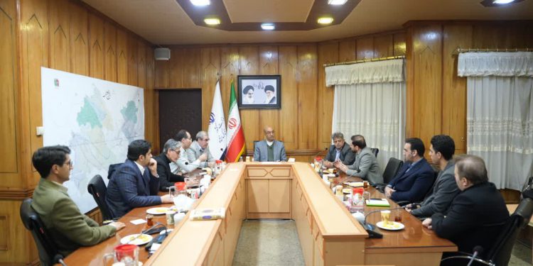 پیگیری رفع کمبودهای دارویی و کاهش دغدغه های بیماران و داروسازان