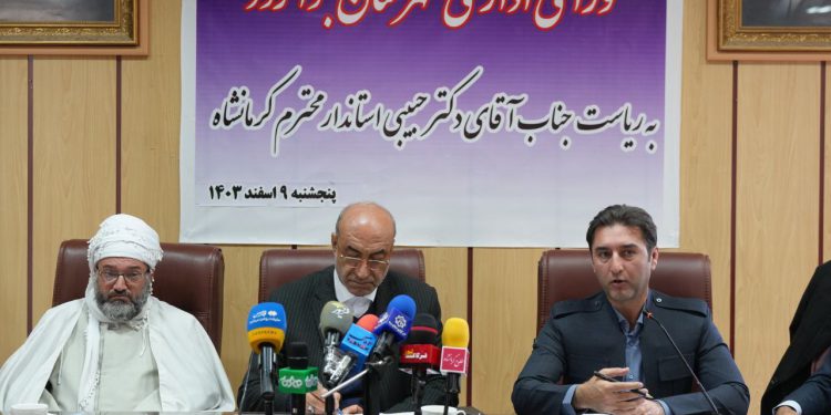 استاندار کرمانشاه: دنبال فعال‌سازی گردشگری تجاری به عنوان موتور محرک رونق اقتصادی در جوانرود هستیم/ منطقه اورامانات سرشار از ظرفیت‌های گردشگری است