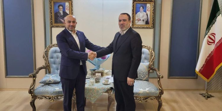 دیدار نماینده صلیب سرخ جهانی در اقلیم کردستان با سرکنسول ایران