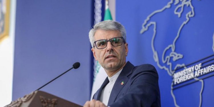 تقبیح رفتار نامناسب دولت آمریکا با اتباع ایرانی