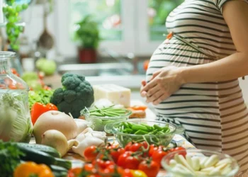 آیا رژیم غذایی در دوران بارداری بر خطر ابتلای فرزند به اوتیسم تاثیر دارد؟