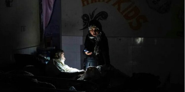 تهران ممانعت اسرائیل از ارسال کمکها و قطع جریان برق نوار غزه را محکوم کرد