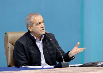 درخواست پزشکیان از مردم برای حضور در راهپیمایی روز قدس؛ تنفر خود را از رژیم صهیونیستی اعلام کنید