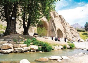 حفاری در محدوده طاق بستان کورکورانه بوده است/ کمبود نیرو در یگان حفاظت میراث فرهنگی