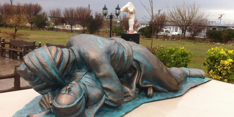 به همت جام کوردی؛ دوچرخه سواران کرمانشاهی مسیر مرز ایران تا حلبچه عراق را رکاب می زنند