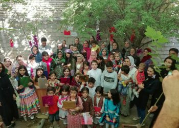 وقتی هنر وسیله ای برای معرفی شاهنامه به کودکان می شود/ درخشش کودکان کرمانشاه در فستیوال های جهانی