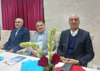 همایش بزرگ خیرین کرمانشاهی مقیم پایتخت برگزار شد/ حمایت چشمگیر مالی برای بهبود شرایط بهداشتی و درمانی استان+ تصویر