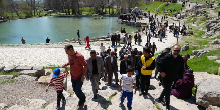 ۹۷ درصد ظرفیت مراکز اقامتی پر شد/اسکان ۱۵۷ هزار مسافر نوروزی در کرمانشاه