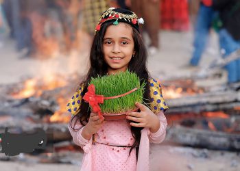 تاملی بر نقش زنان در تاب‌آوری و هویت فرهنگی نوروز