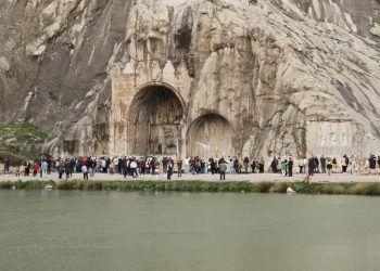 بازدید ۷۷۳ هزار نفر از جاذبه‌های گردشگری کرمانشاه/ اسکان بیش از ۱۷۶ هزار نفر در استان