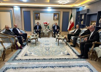 رایزنی سرکنسول ایران در اربیل با روسای چند دانشگاە ایرانی برای تعامل بیشتر با اقلیم کردستان